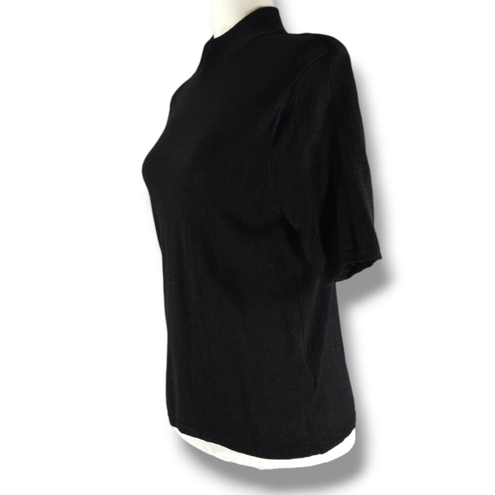 EUC VTG Jaclyn Smith Y2K Silk Blend Fitted Mock Neck Top Sz. M Black